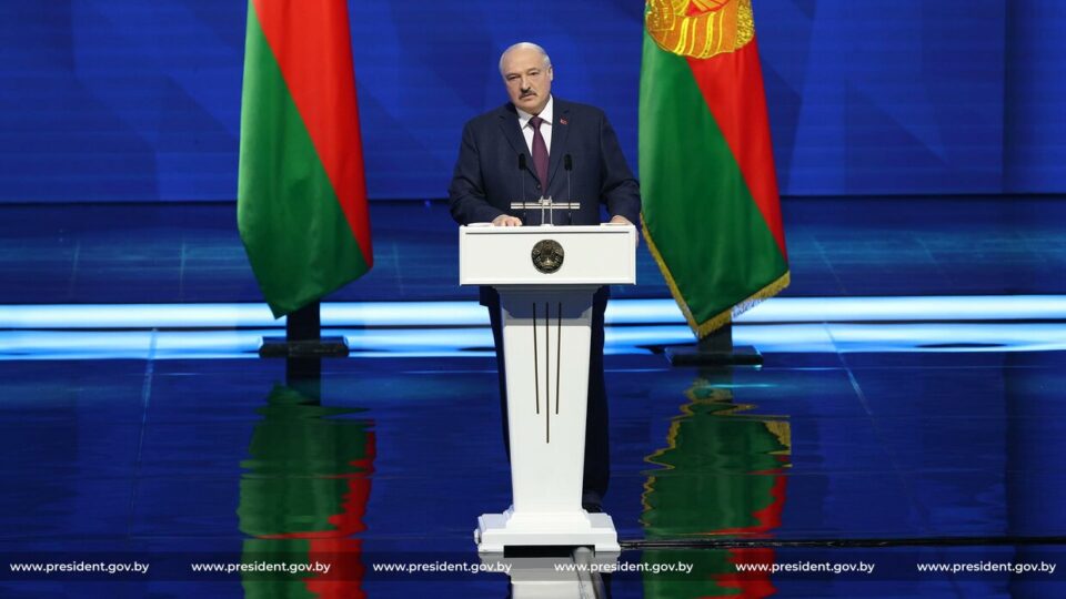 Президент Республики Беларусь Александр Лукашенко обратился с ежегодным Посланием к белорусскому народу и Национальному собранию